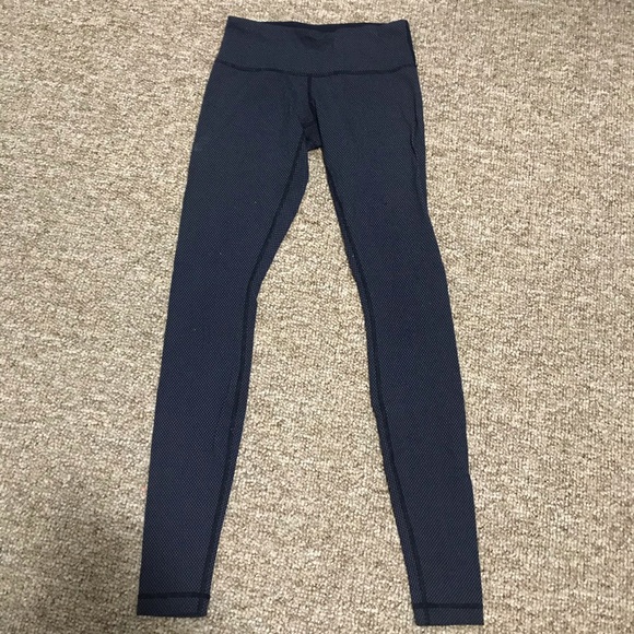 Blue and white pattern Lululemon leggings - Picture 1 of 2
